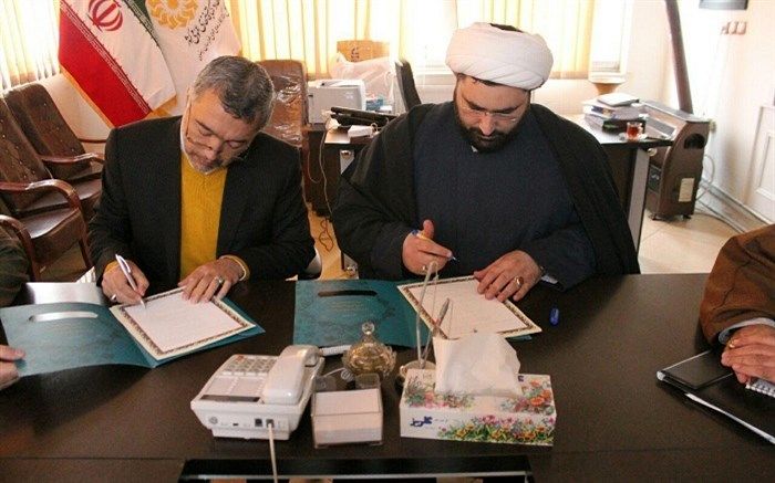 انعقاد تفاهم نامه همکاری میان معاونت سوادآموزی آموزش و پرورش خراسان رضوی و اداره کل کتابخانه های استان