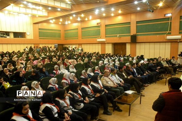 برپایی جشنواره بومی محلی در سازمان دانش آموزی استان همدان