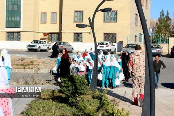 جشن تکلیف 1500 دانش‌آموز دختر در سمنان