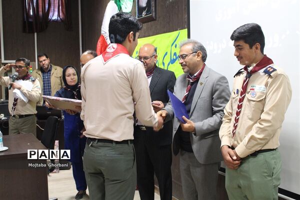بازدید رئیس سازمان دانش آموزی فارس از منطقه درودزن