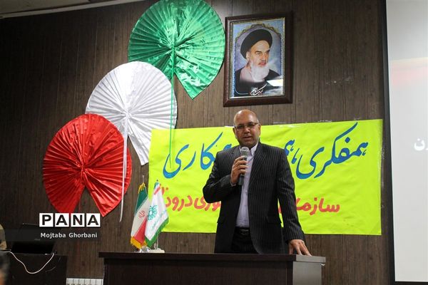 بازدید رئیس سازمان دانش آموزی فارس از منطقه درودزن