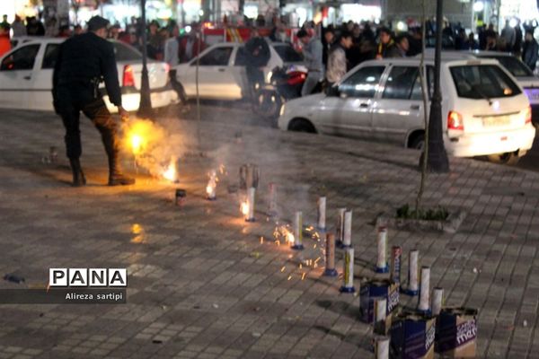 گلبانگ الله اکبر و نورافشانی میادین شهرقدس درشب ۲۲ بهمن