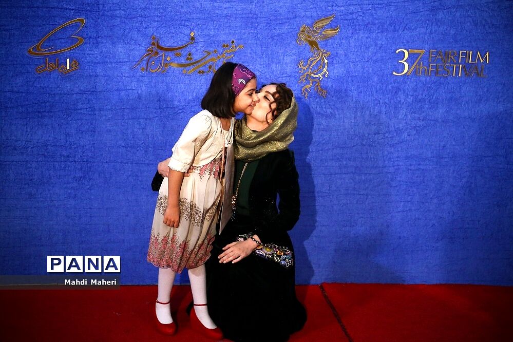 در حاشیه دهمین روز سی و هفتمین جشنواره فیلم فجر