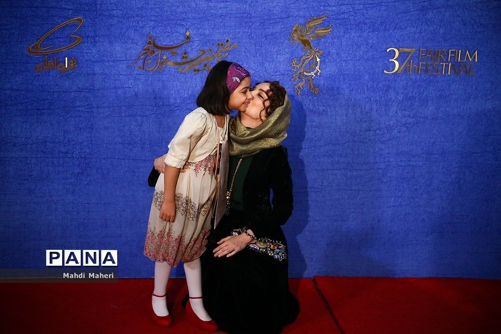 در حاشیه دهمین روز سی و هفتمین جشنواره فیلم فجر