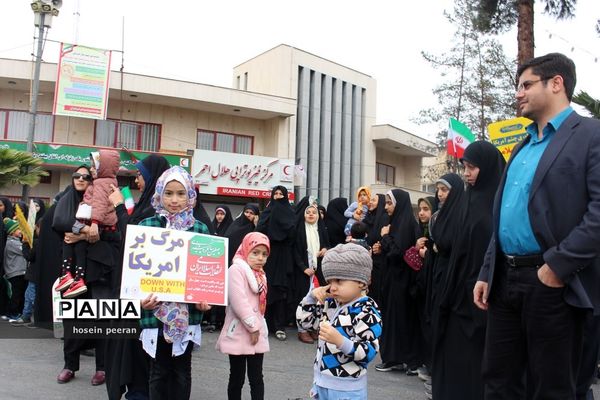 راهپیمایی 22 بهمن در زاهدان