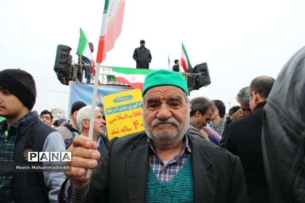 راهپیمایی یوم الله 22 بهمن در مشهد