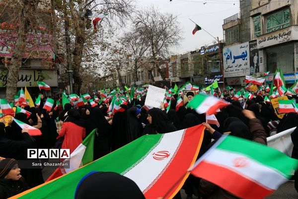 راهپیمایی ۲۲ بهمن در ساری