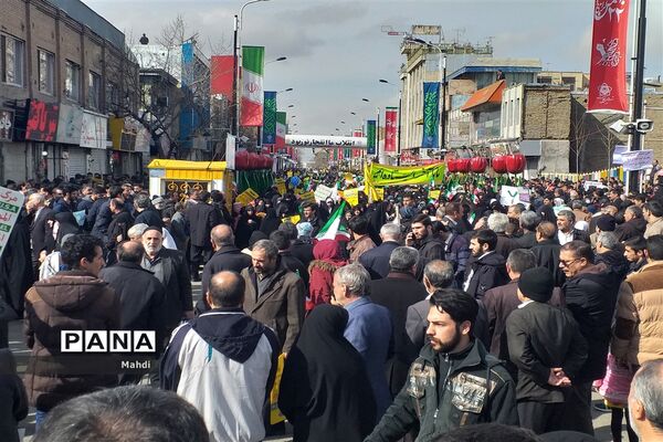 راهپیمایی باشکوه 22 بهمن در زنجان