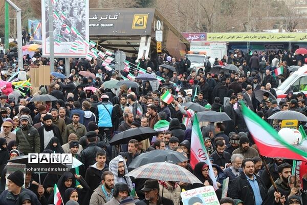 راهپیمایی 22 بهمن در شهرری