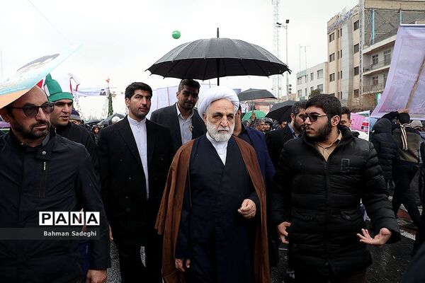 مراسم راهپیمایی 22 بهمن در تهران -1