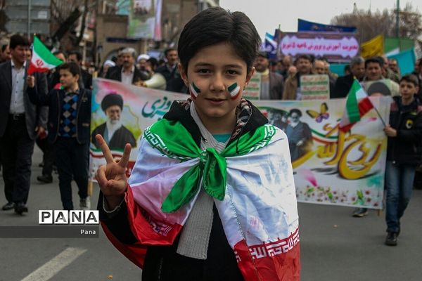 راهپیمایی 22 بهمن ماه در تبریز-2