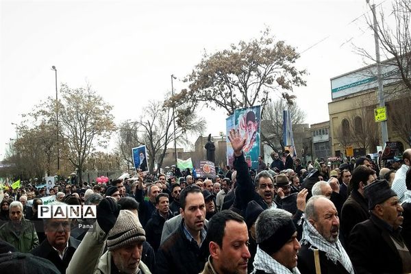 راهپیمایی 22 بهمن ماه در تبریز-2
