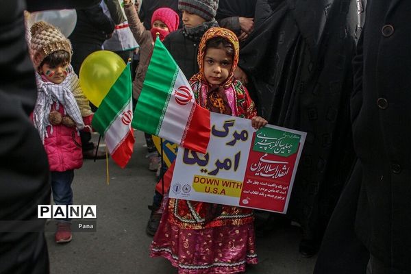 راهپیمایی 22 بهمن ماه در تبریز-2