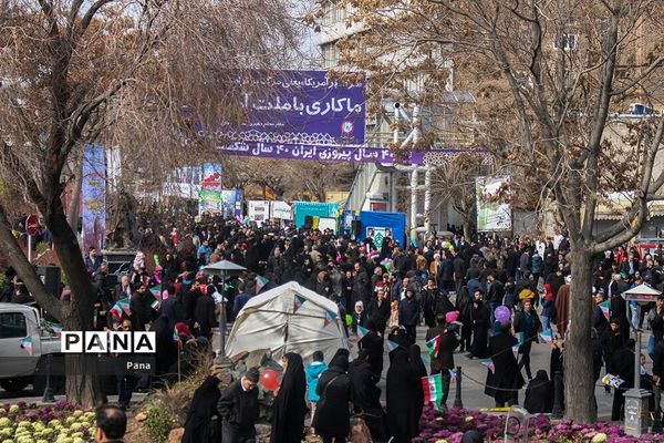 راهپیمایی 22 بهمن ماه در تبریز-2