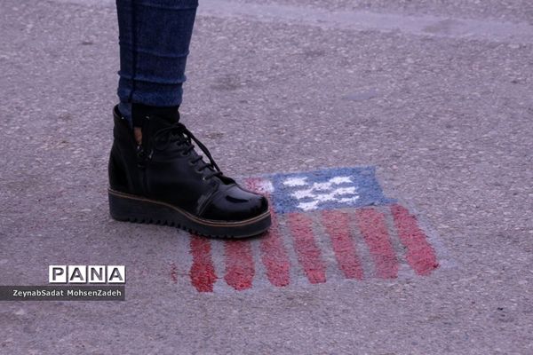 مراسم راهپیمایی 22 بهمن  در شهرستان بشرویه  خراسان جنوبی