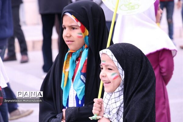 مراسم راهپیمایی 22 بهمن  در شهرستان بشرویه  خراسان جنوبی