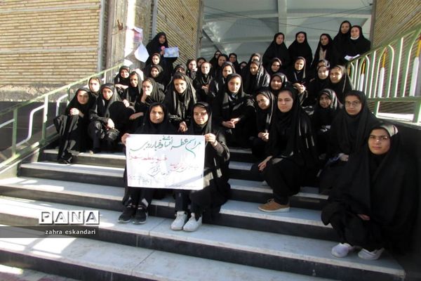 غبار روبی گلزار شهدا شهرستان نی ریز