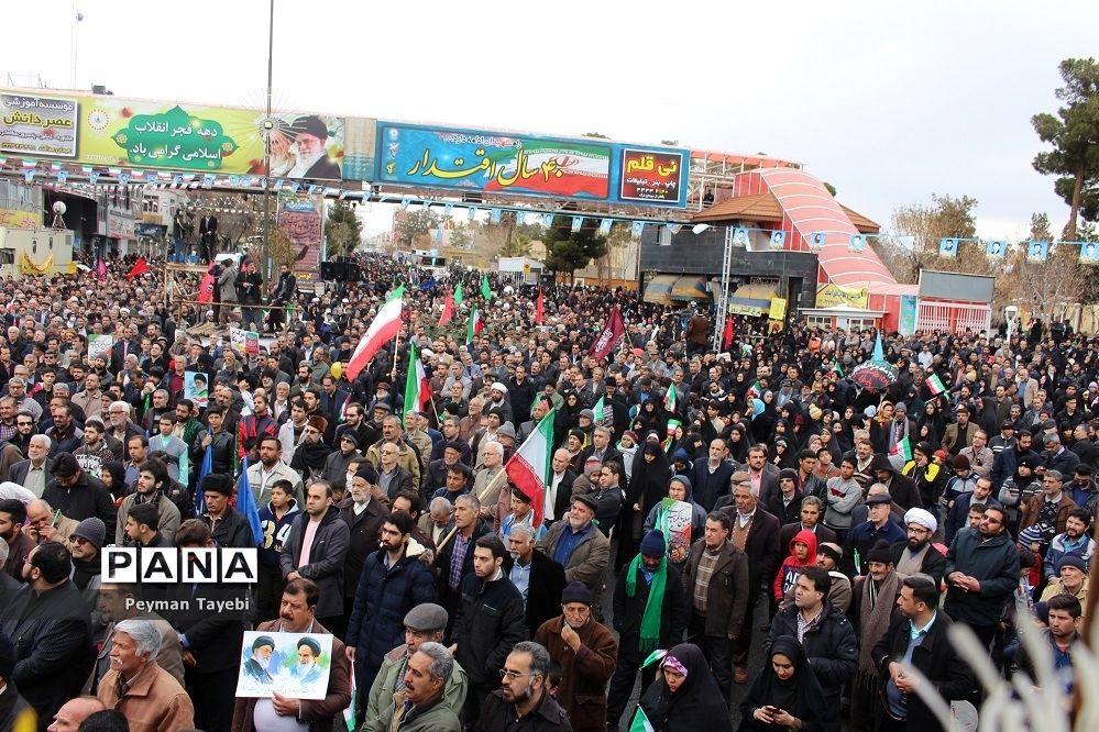 راهپیمایی 22 بهمن در سمنان- 2