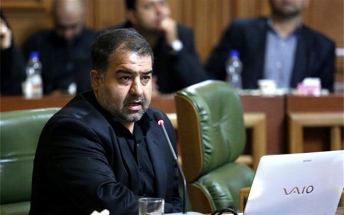 فراهانی، عضو شورای شهر تهران: دستفروشی در برخی کشورها، جاذبه گردشگری محسوب می شود