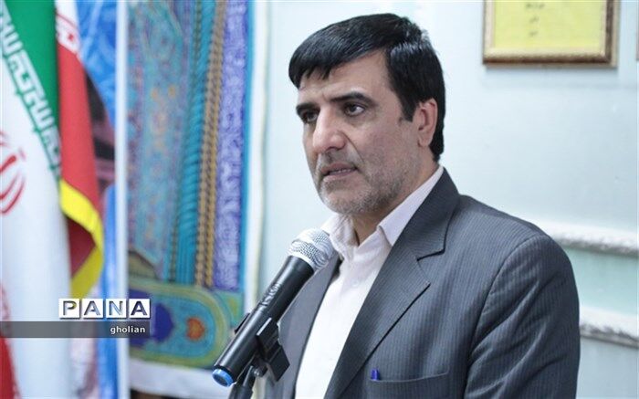 برگزاری گفتمان انقلاب اسلامی در مدارس آموزش و پرورش نواحی یک و دو اردبیل
