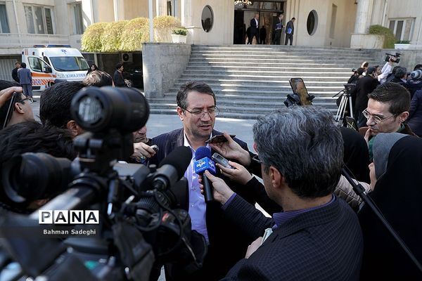 حاشیه جلسه هیات دولت