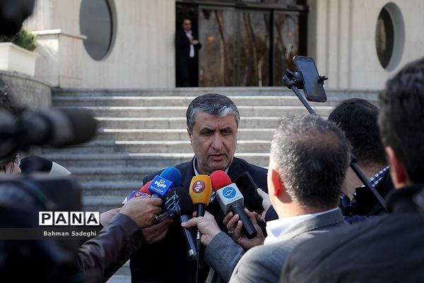 حاشیه جلسه هیات دولت