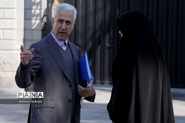 حاشیه جلسه هیات دولت