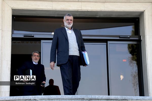 حاشیه جلسه هیات دولت