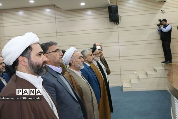 تجلیل از آموزش و پرورش خراسان رضوی به عنوان دستگاه برتر در حوزه توسعه و ترویج فرهنگ نماز در سال 96