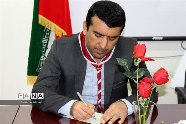 نشست مجمع مربیان و اعضای سازمان دانش‌آموزی مازندران