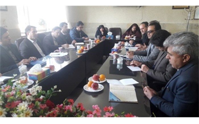 کانون های فرهنگی و تربیتی بازوان پرتوان تعلیم و تربیت در مدارس هستند