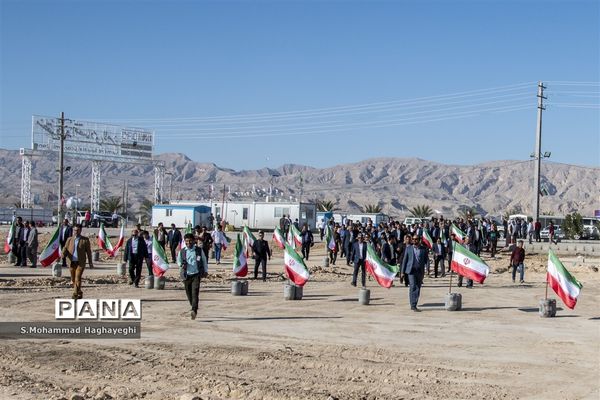 آغاز عملیات انتقال آب خلیج فارس به لامرد