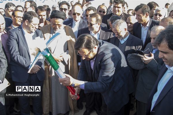 آغاز عملیات انتقال آب خلیج فارس به لامرد