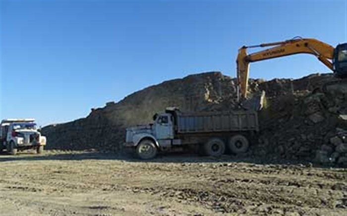 خاکبرداری و تسطیح زمین های جدید باغ رضوان آغاز شد