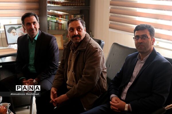 نظارت و بازدید معاون سازمان دانش‌آموزی کشور و هیئت همراه از ساختمان اداری سازمان دانش‌آموزی استان آذربایجان‌شرقی