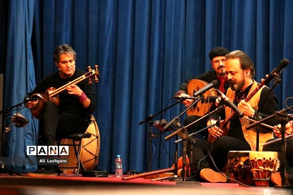 کنسرت گروه رستاک در سمنان