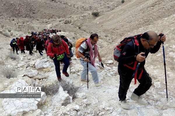 فتح کوه‌های گاه‌بست توسط کوهنوردان چهار شهرستان لامِرد، پارسیان، بستَک و لارستان