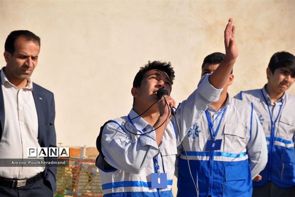 برگزاری مسابقه چالش جاذبه در دبیرستان شهید ذوالفقاری میبد