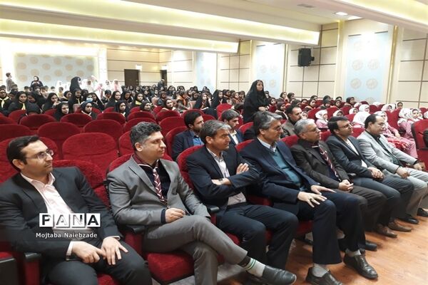 همایش پیشتازان در آموزشگاه تمام تشکیلاتی شهید عین آبادی شهرستان فیروزه