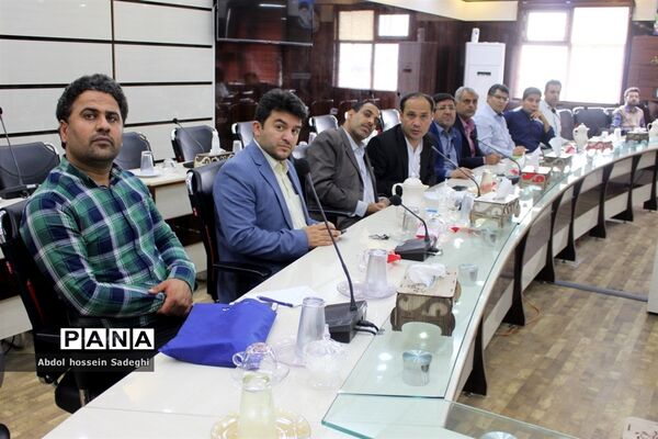 دوره آموزش خلاصه‌نویسی مکاتبات اداری در اداره‌کل آموزش و پرورش استان بوشهر