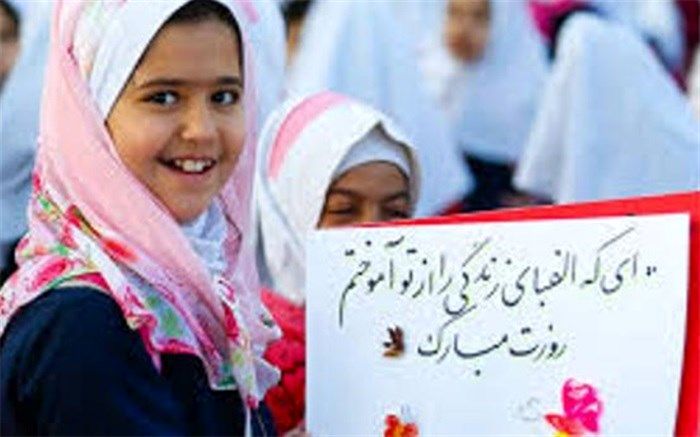 جلسه ستاد تکریم و بزرگداشت مقام معلم شهرستان سمیرم برگزار شد