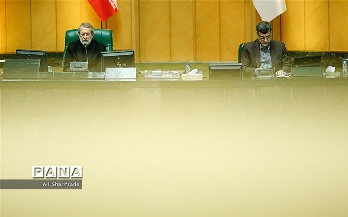 پای پیامک‌های تهدیدآمیز دوباره به مجلس باز شد