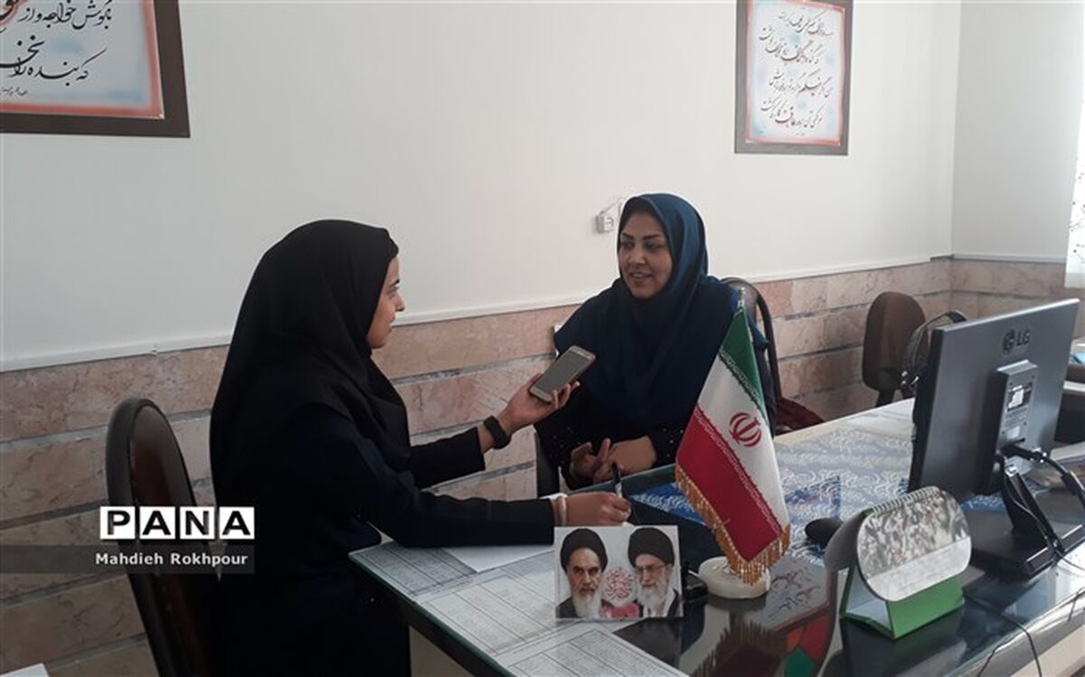 مدیر دبیرستان فخرالزمان قریب: مادر اسوه صبر و فداکاری
