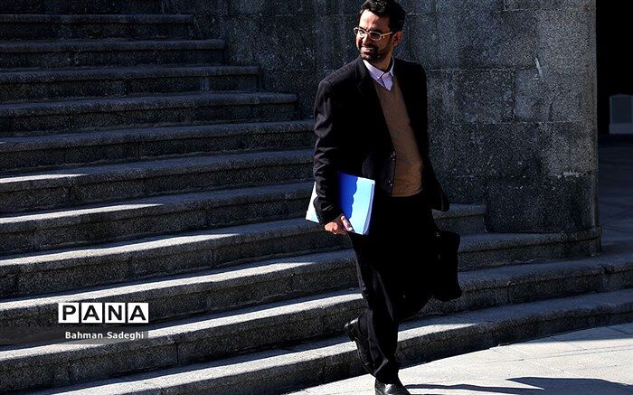 پاسخ روحانی به طرح شکایت از آذری جهرمی