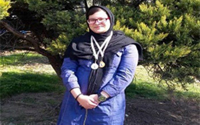 درخشش دانش آموز با نیاز ویژه کردستانی در رقابت های شنای قهرمانی نابینایان کشور