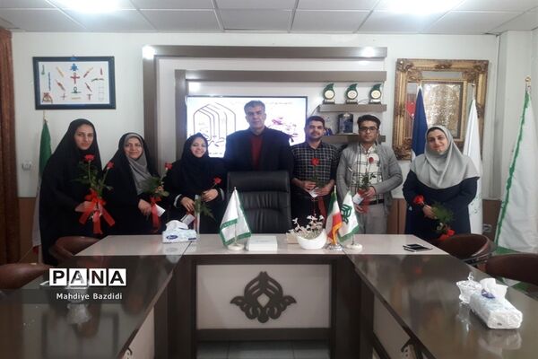 مراسم تجلیل از بانوان شاغل درسازمان دانش آموزی خراسان جنوبی