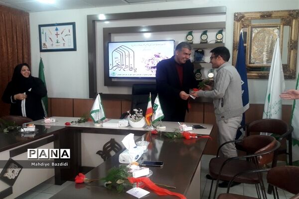 مراسم تجلیل از بانوان شاغل درسازمان دانش آموزی خراسان جنوبی