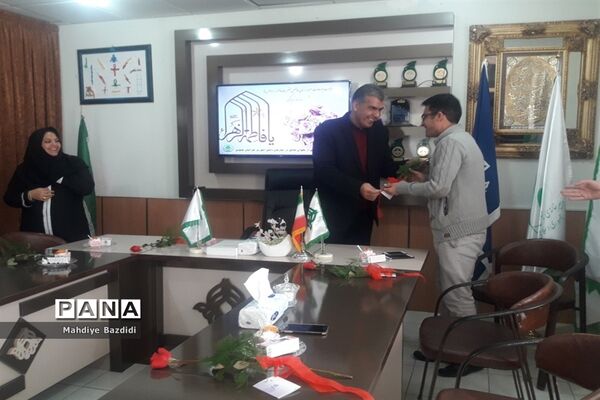 مراسم تجلیل از بانوان شاغل درسازمان دانش آموزی خراسان جنوبی