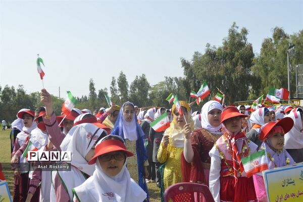 همایش تشکیلاتی یاوران انقلاب  در بوشهر-2