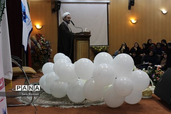 جشن بزرگ ازدواج دانشجویی در دانشگاه آزاد اسلامی واحد اسلامشهر